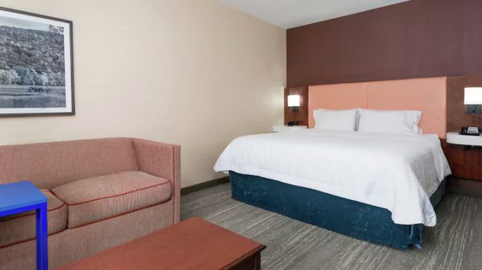 Guest Rooms- King