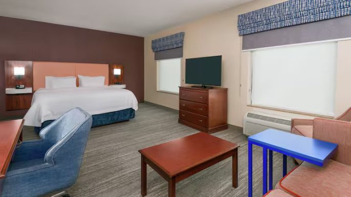 Suites - 1 King Bed Studio Suites